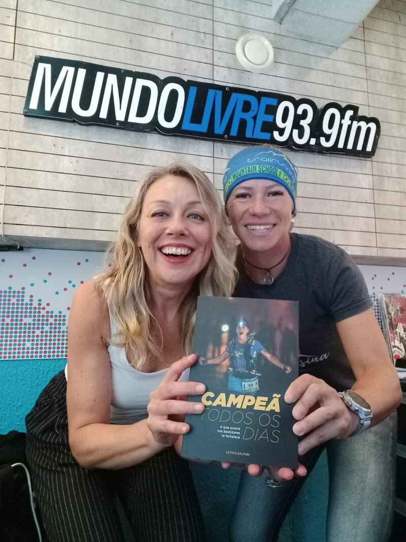 Letícia na rádio Mundo Livre FM